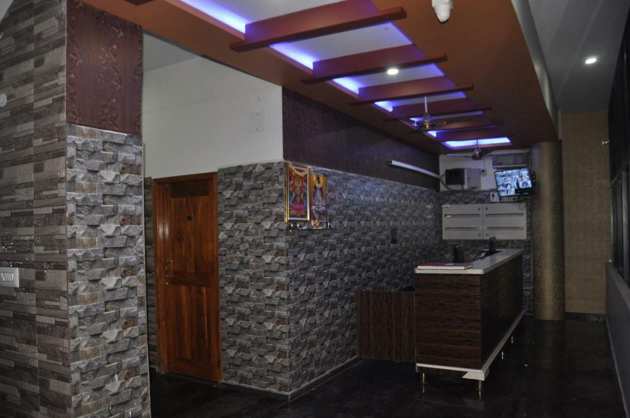 Blue Crystal Lodge Shimoga Luaran gambar