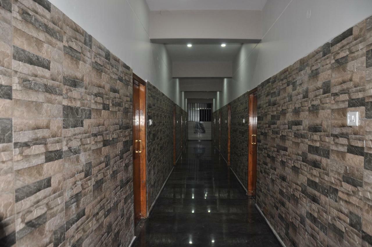Blue Crystal Lodge Shimoga Luaran gambar